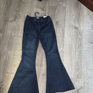 Chelsea & Violet Blue Flared Jeans with High-Rise Waist
